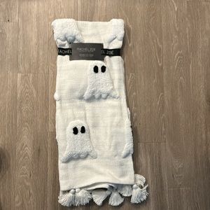 Rachel Zoe tufted Ghost Blanket New with tags viral